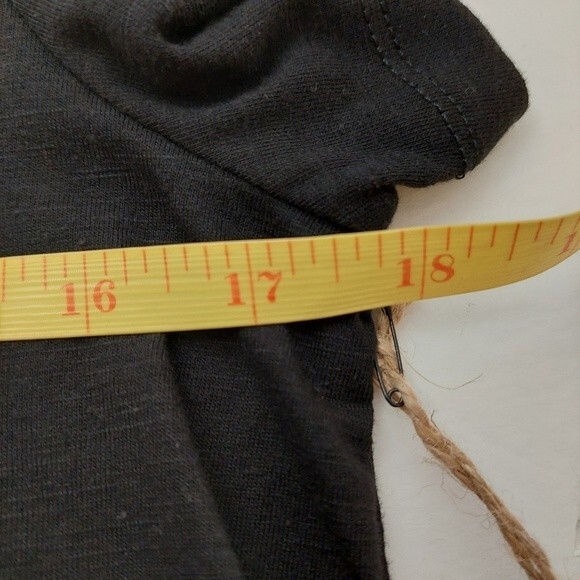 Rae Dunn Be Proud Rainbow Graphic Tee Gay Pride Women's Size Small LGBTQ+ - Picture 7 of 7